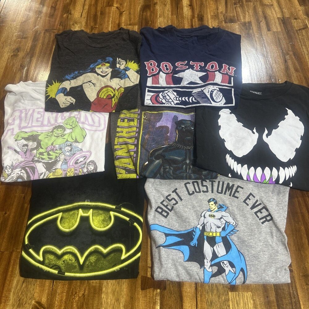 Lot of 7 Marvel  DC T Shirts Hulk Batman Wonder Woman Black Panther Size Lg